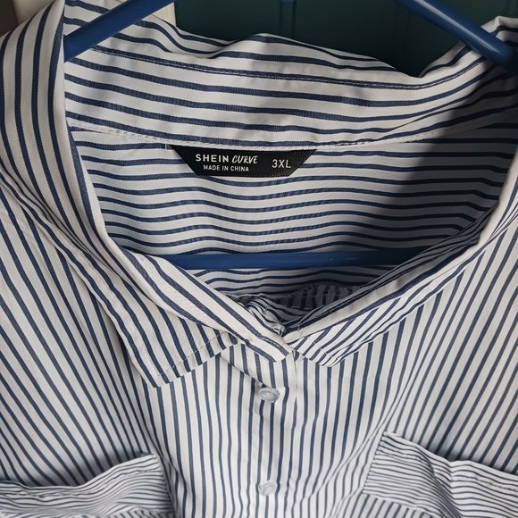 Striped Button Up with 3/4 Sleeves - Picture 3 of 3